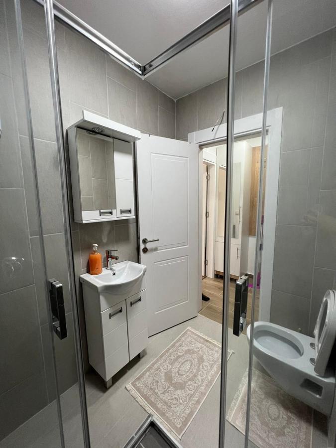 Imperial Apartment *