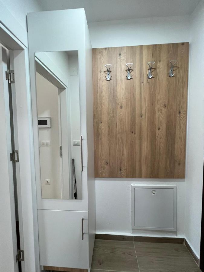 Imperial Apartment *