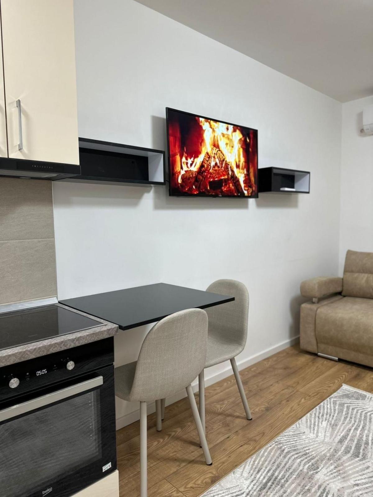 Imperial Apartment *